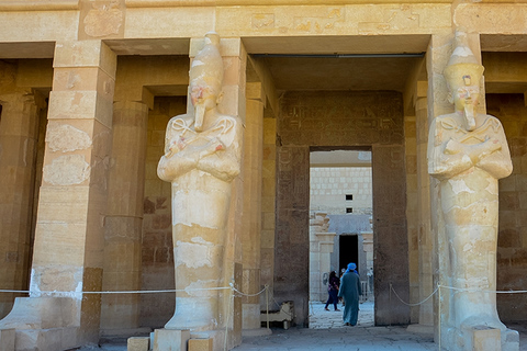 Luxor 2 días desde Hurghada en cocheExcursión nocturna a Luxor desde Hurghada en autobús