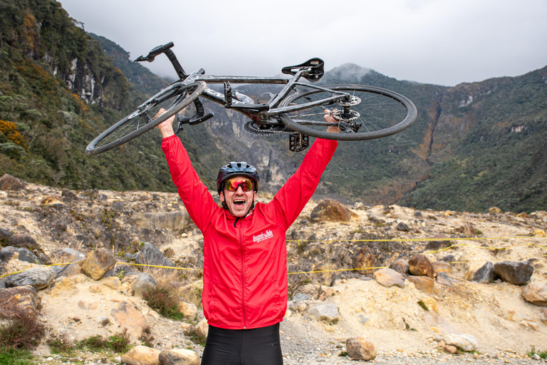 Colombia: Alto de Letras Express 3-Day Epic Cycling Tour