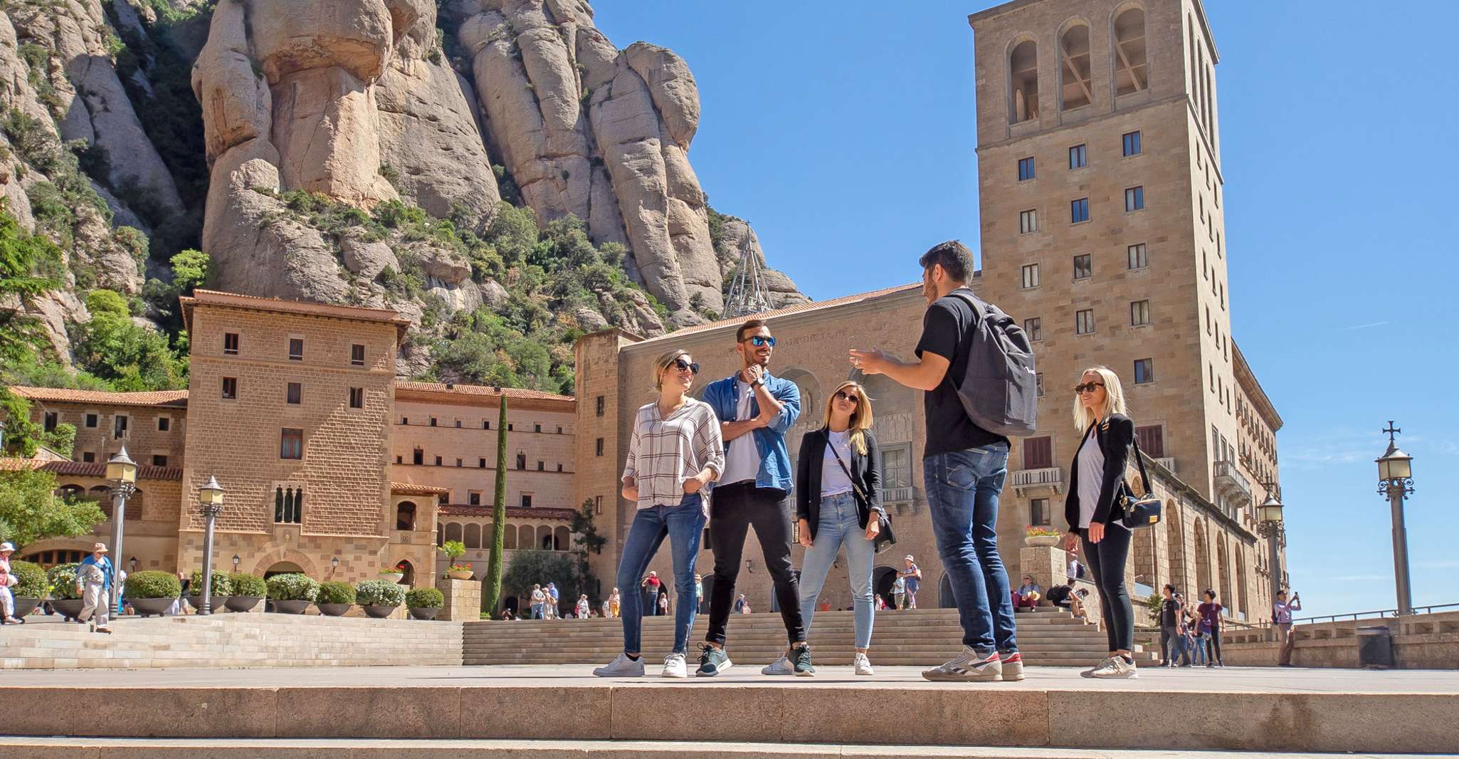 Barcelona, Montserrat Monastery Visit & Lunch at a Farmhouse - Housity