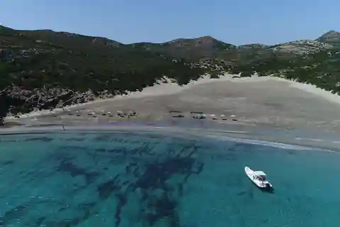 From Sifnos: Antiparos and Despotiko Tour