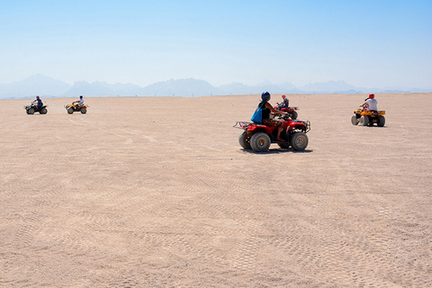 Hurghada: Quad Bike-tur på morgonen, kamelridning och transferFyrhjuling vid soluppgången, kamel och beduinfrukost