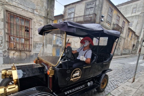 Porto: Historic Center Photo Tour in Ford T Replica Porto: Historic Center Photo Tour