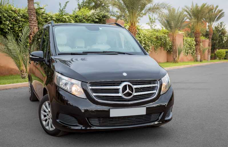 Casablanca: Private Transfer to Mohammed V Airport