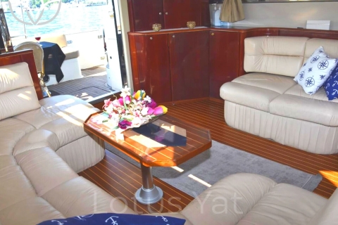 Bosphore : croisière en yacht privéCroisière privée avec point de rencontre à Bebek