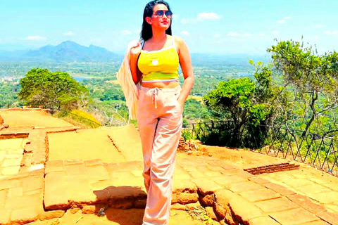 From Kandy: Sigiriya, Dambulla & Pidurangala Day Trip By Car Kandy to Sigiriya, Dambulla & Pidurangala Day Trip By Tuk 02