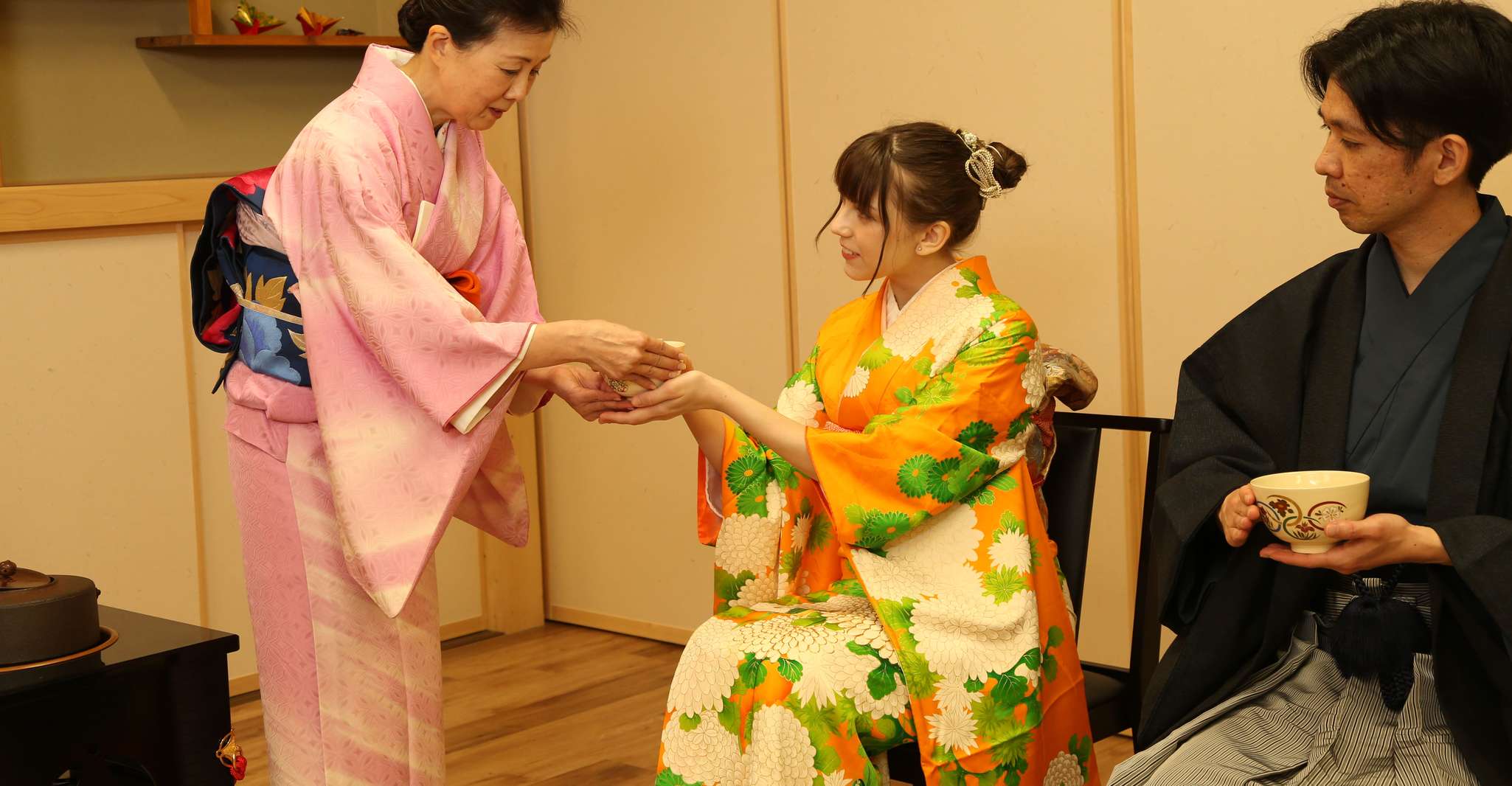 Tokyo, Practicing Zen with a Japanese Tea Ceremony - Housity