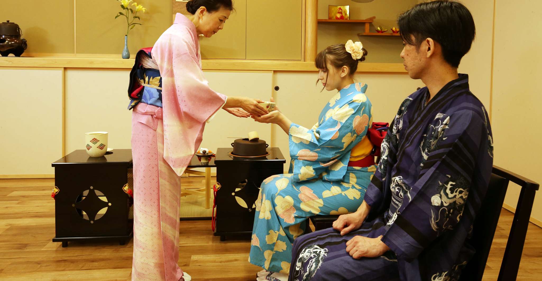 Tokyo, Practicing Zen with a Japanese Tea Ceremony - Housity