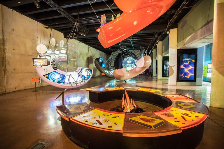 Excursión de medio día a la Cuna de la Humanidad y las Cuevas de Sterkfontein