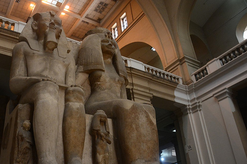 Il Cairo/Giza: Tour guidato delle piramidi, della sfinge e del museo egizioTour condiviso senza biglietti e pranzo