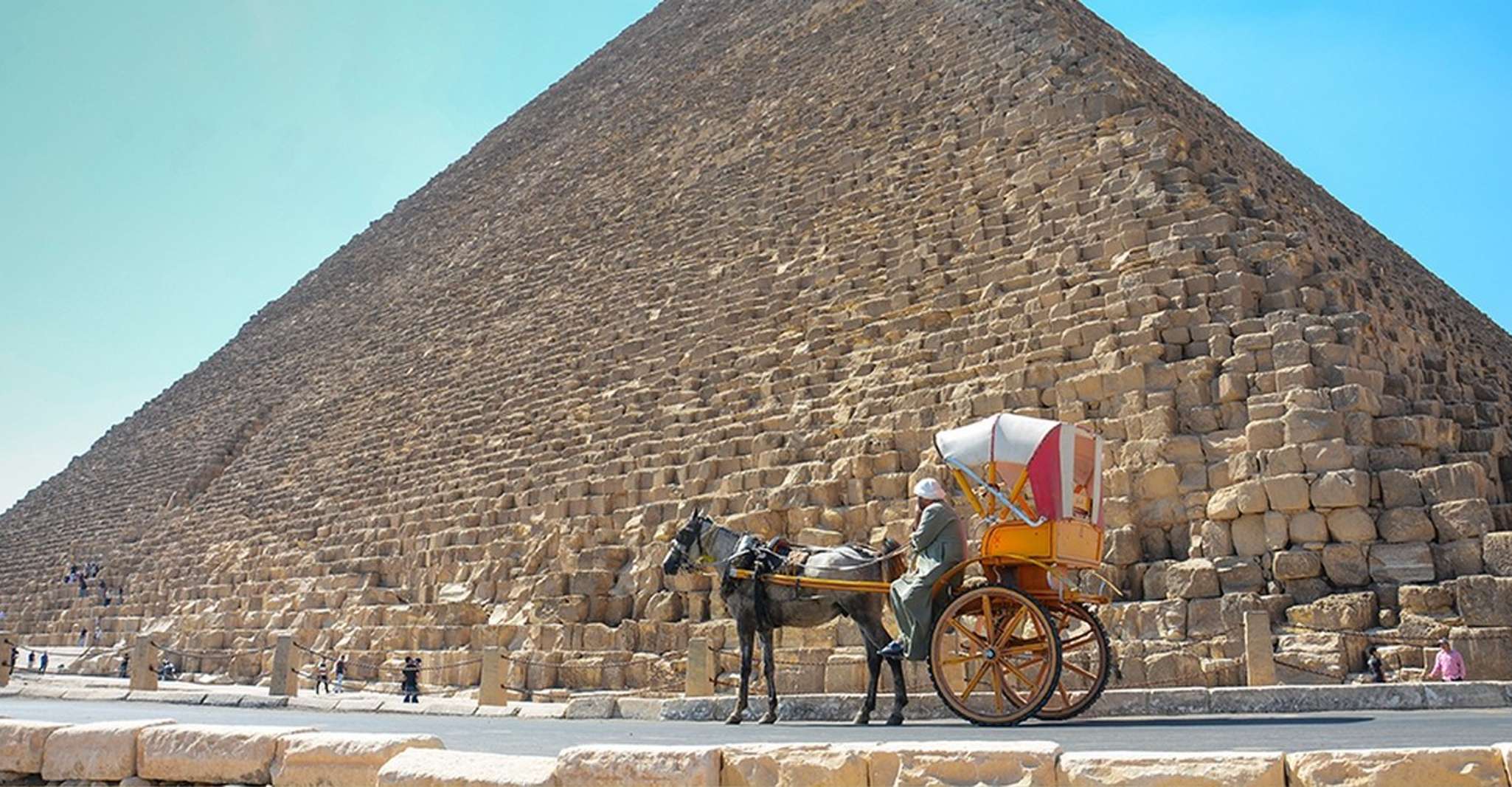 Cairo/Giza, Guided Pyramids, Sphinx and Egyptian Museum Tour - Housity