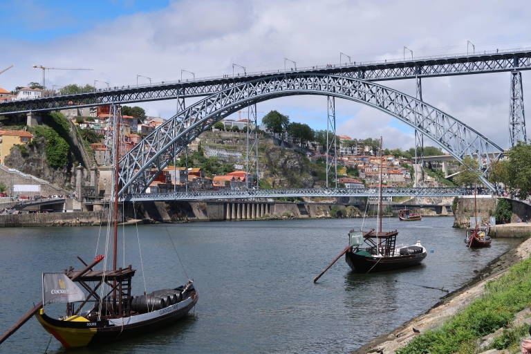 Porto: Self-Guided Bike and Boat Tour with Port Wine Tasting Option 1: Bike + Boat + Port Wine Tasting + Snacks