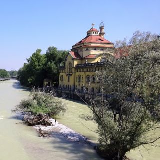 Munich: Isar River Landmarks Smartphone Guide in German