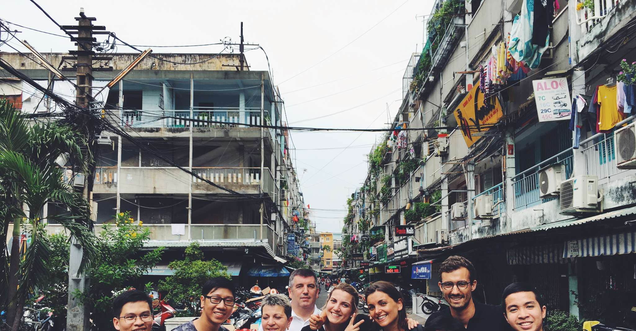 Saigon, gemmes cachées et café avec étudiant local - Hizvo