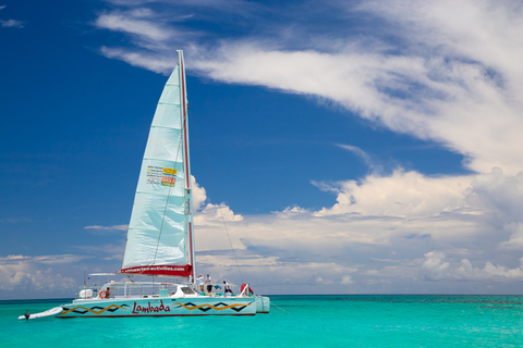 Sint Maarten: Catamaran-dagtocht Prickly Pear en Anguilla