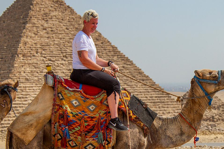 Giza: Pyramids at Sunset Guided Camel Tour Giza: Pyramids at Sunset Guided Camel Tour