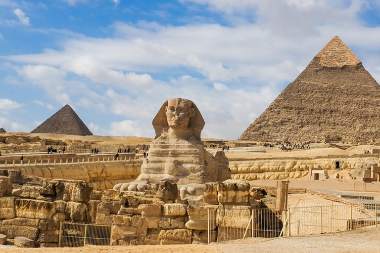 Giza: Tour a cavallo arabo intorno alle piramidi di GizaCavalcata vista Piramidi ( Senza ingresso: vista da lontano).