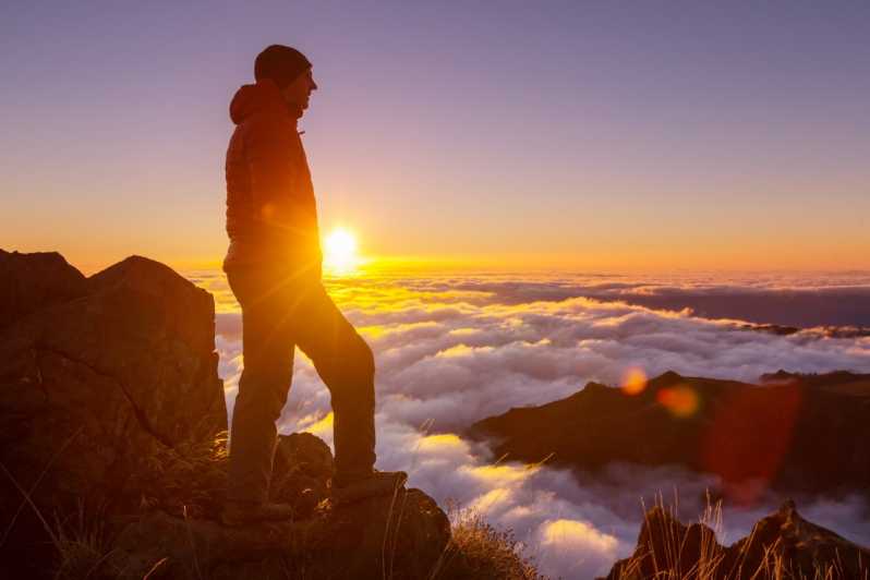 From Funchal: Pico do Arieiro Sunset Tour with Food & Drinks