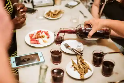 Barcelona: Tapas, Wein und Geschichte in der Altstadt