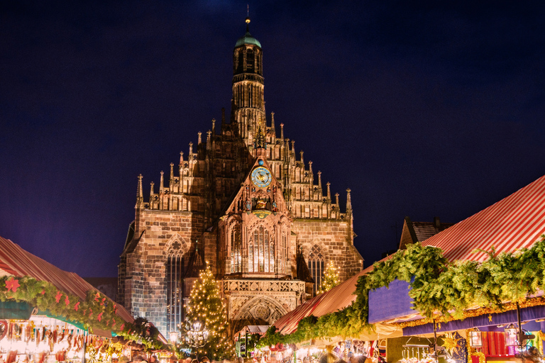 Nuremberg: Private Guided Tour with Your Mobile Phone Nuremberg: Dürer Code and Imperial Castle with Kit and Live Guide