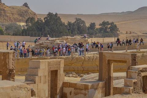 Cairo: Pirâmides de Gizé e Museu da Civilização EgípciaExcursão particular com ingressos e almoço