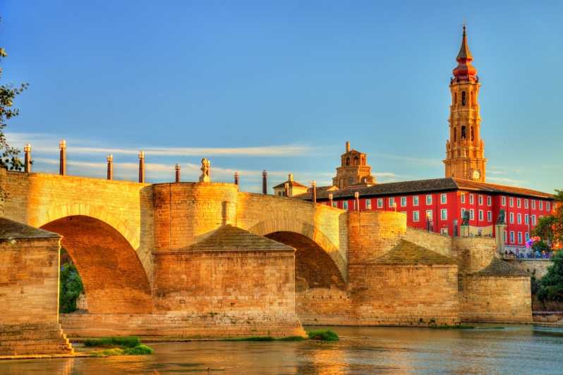 Zaragoza: Self-Guided Highlights Scavenger Hunt & Tour