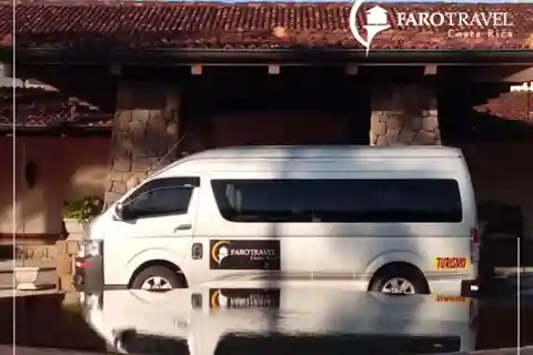 San Jose eller Alajuela: Transfer till Jaco och Playa Hermosa