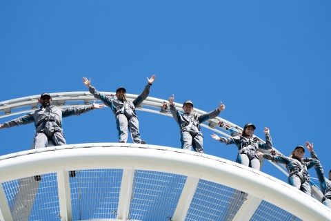 Perth : expérience de vertige sur le toit du stade OptusPerth: promenade sur le toit du stade Optus avec un harnais