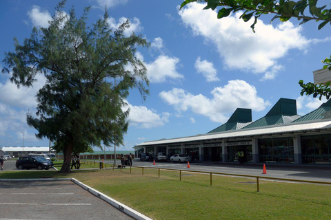 Hewanorra Airport: Private Round-Trip Transfer to Sandals Hewanorra Airport: Private Round-Trip Transfer to St. Lucia