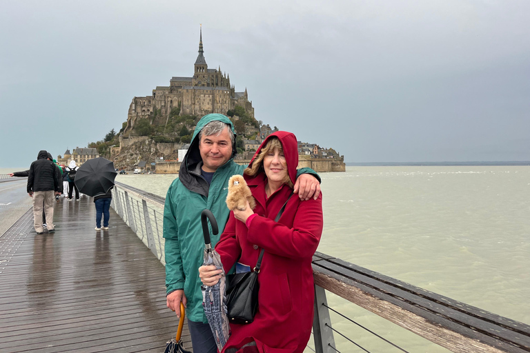 Tour privato guidato di Mont Saint Michel e del D-day da Parigi