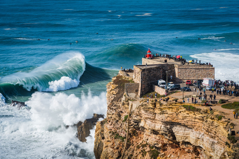 De Lisbonne: excursion d'une journée à Porto, Nazaré et Coimbra