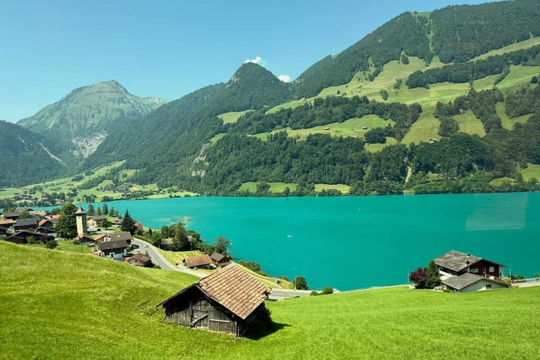 From Bern: Swiss Alps, Lauterbrunnen, &amp; Beatus Caves TourPrivate Tour