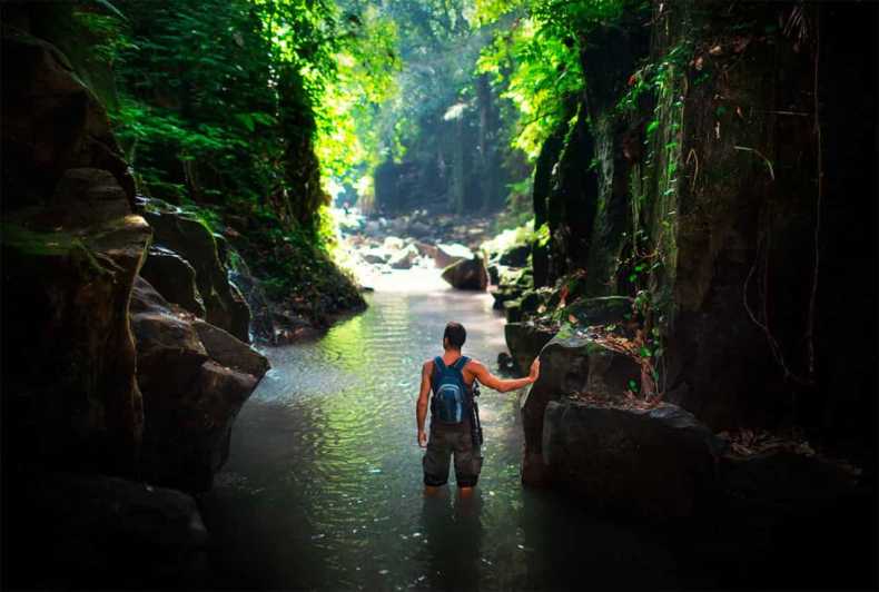 Drake Bay: Jungle Hiking and Canyoning Adventure with Lunch