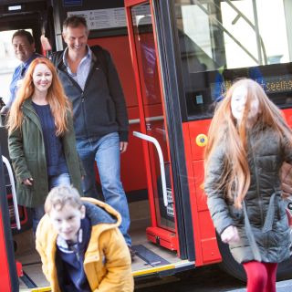 Edimburgo: tour in autobus hop-on hop-off adatto alle famiglie di 24 ore