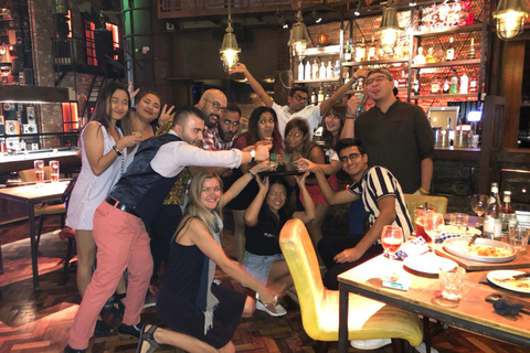 Dubai: Pub Crawl Nightlife TourSaturday Tour - Downtown Area