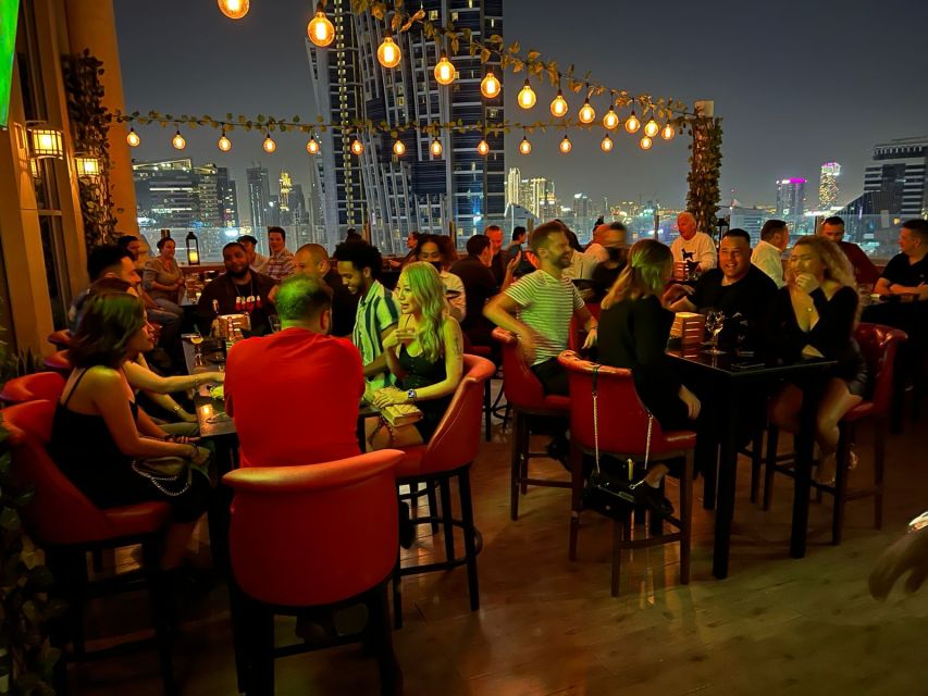 Dubai: Pub Crawl Nightlife Tour