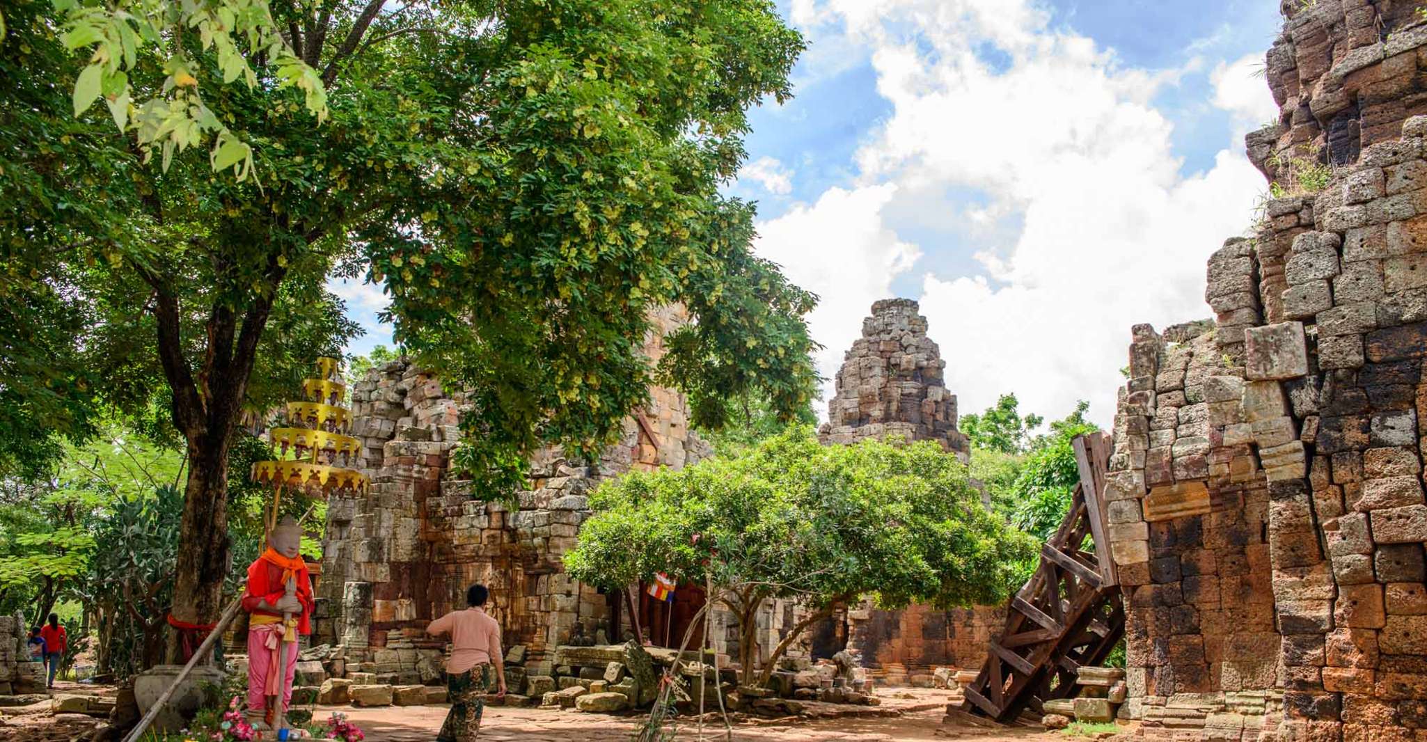 Battambang, Temples & Bat Grottes Tour avec Bamboo Train Ride - Hizvo
