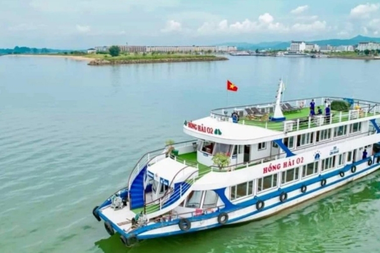 Hanoi: crucero de 2 días y 5 estrellas por la bahía de Lan Ha con traslado