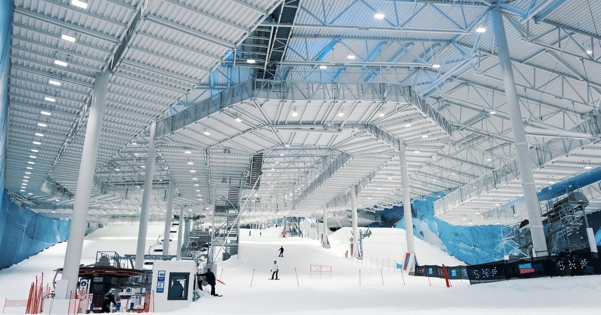 Oslo Day Pass for Downhill Skiing at SNØ Ski Dome GetYourGuide