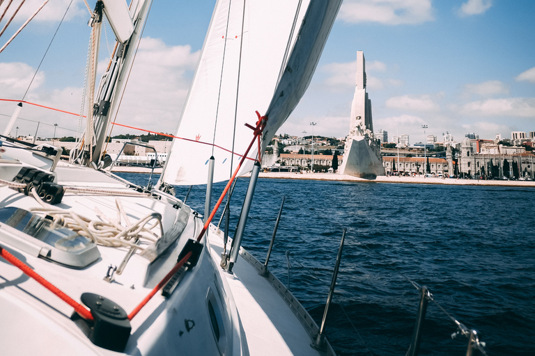 Lisbon: Yacht Sailing Tour With Portuguese Wine and History 2h Private - Lisbon Yacht Sailing Tour With History