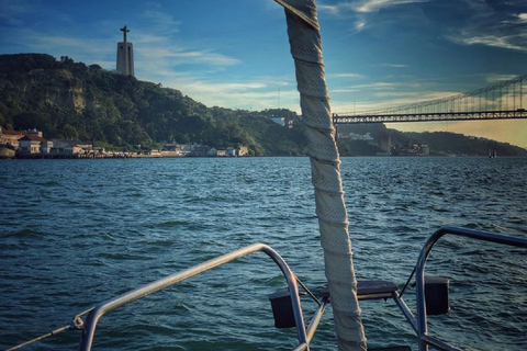 Lisbon: Yacht Sailing Tour With Portuguese Wine and History 2h Private - Lisbon Yacht Sailing Tour With History