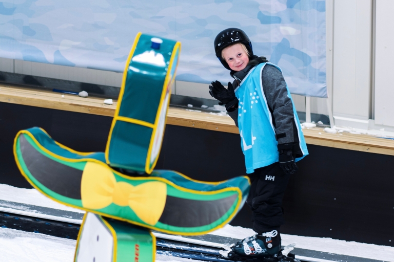 Oslo: Pase de un día para esquí alpino en SNØ Ski Dome