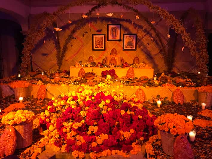 Oaxaca: Mexican Day of the Dead Nighttime Tour with Guide | GetYourGuide