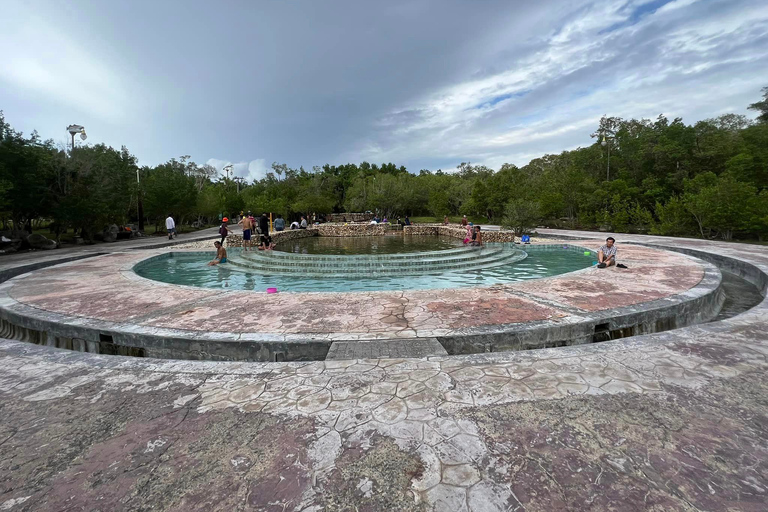 De Krabi: visite de la source chaude d'eau salée de Khlong Thom et du muséeExcursion d'une journée à Khlong Thom avec massage thaïlandais