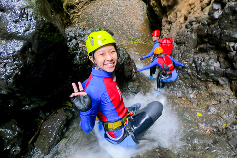 Bali: Gitgit Canyon Canyoning Trip with Breakfast and Lunch