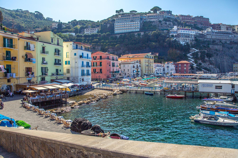 Guided Walking Tour of Sorrento & Street Food Experience Morning Tour in English
