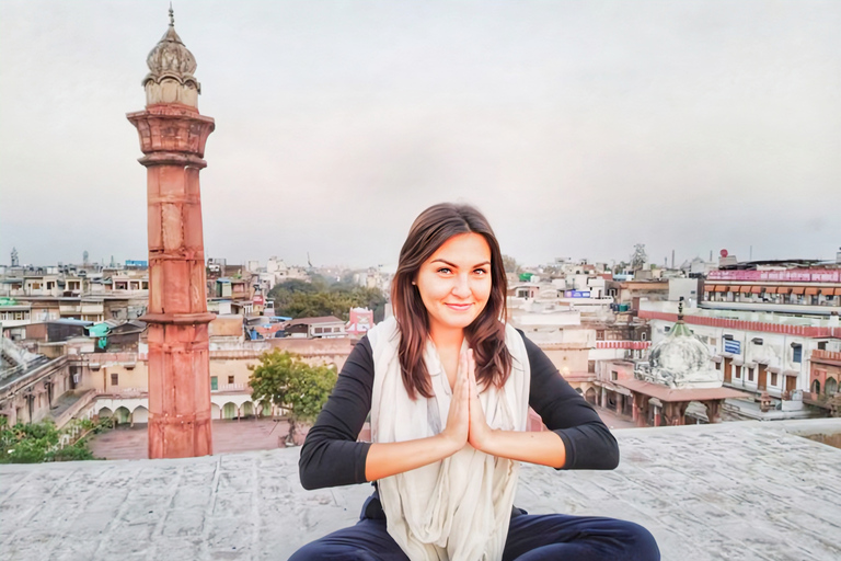 Tour de día completo por lo mejor de Delhi: cultura, comida y monumentosTour guiado en grupo de un día completo