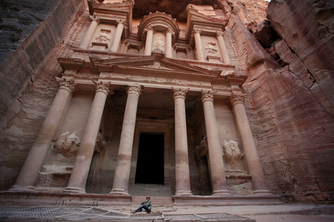 Petra Escursione privata di un giorno intero andata e ritornoPetra, escursione privata di una giornata intera andata e ritorno