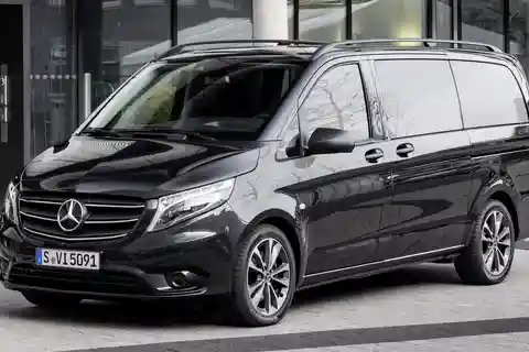 Baku: Vip Transfer from/to Gyd Airport