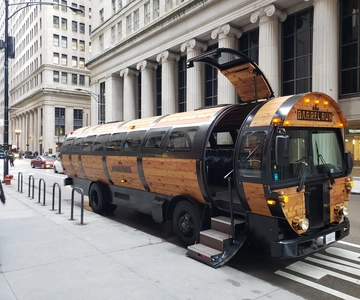 Chicago: Craft Brewery Tour by Barrel Bus