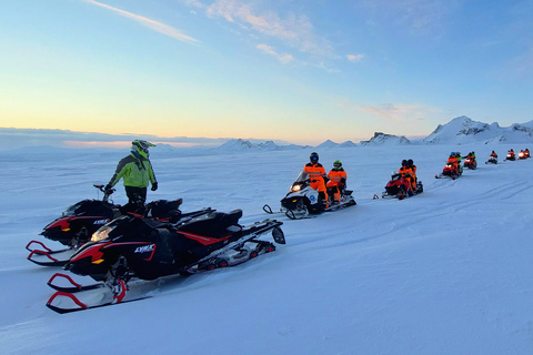 Von Geysir aus: Schneemobil-Abenteuer auf dem Gletscher Langjökull